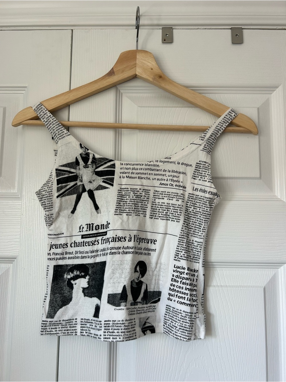 Newspaper Print Crop Camisole Tank Top - White/Black